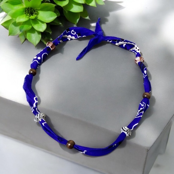Handmade Jewelry - (#129) Elegant Blue Bandana Necklace with Bead Accents